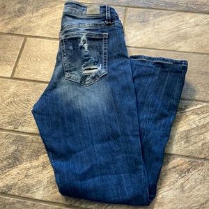Day trip mid rise size 31 jeans.